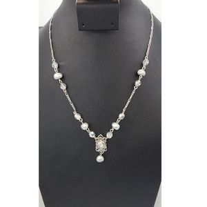 Vintage Silver Tone Necklace with Pearls & Pendant